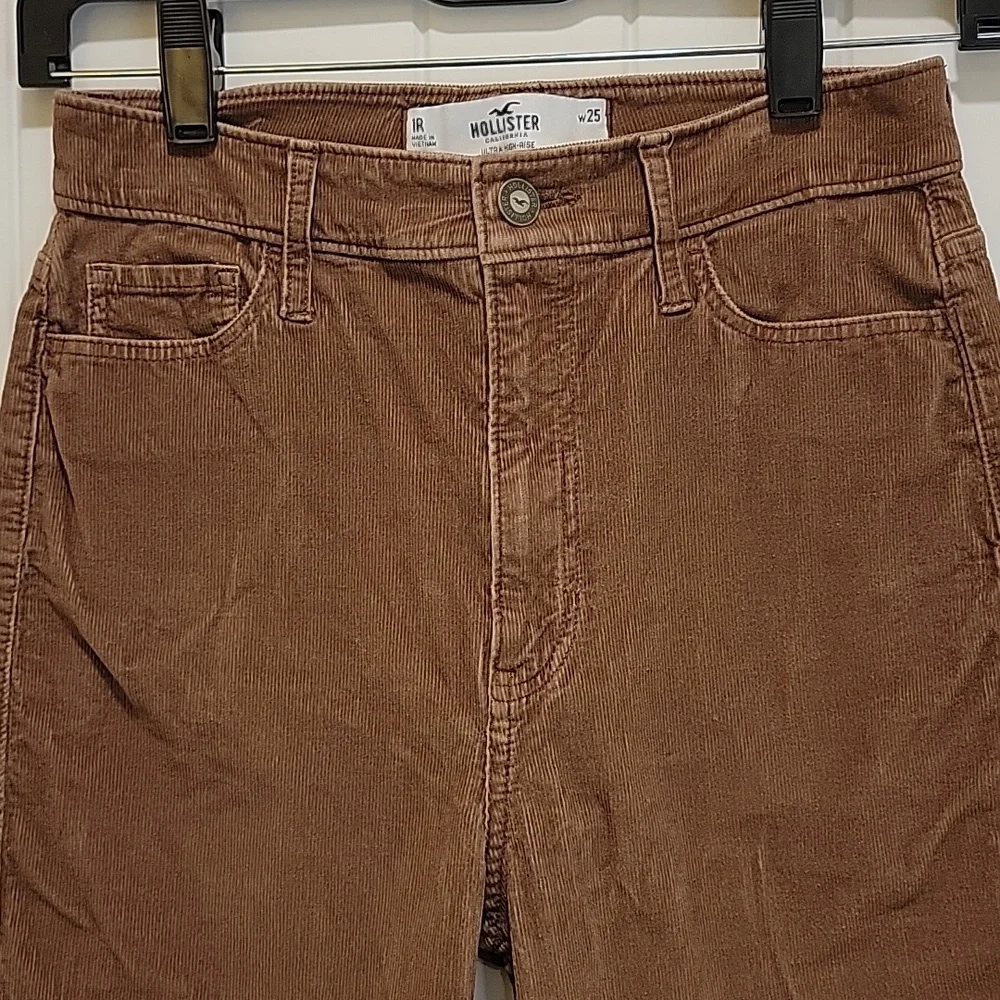 Hollister Brown Ultra High Rise Flare Corduroy Pants Size 1R - Picture 2 of 9